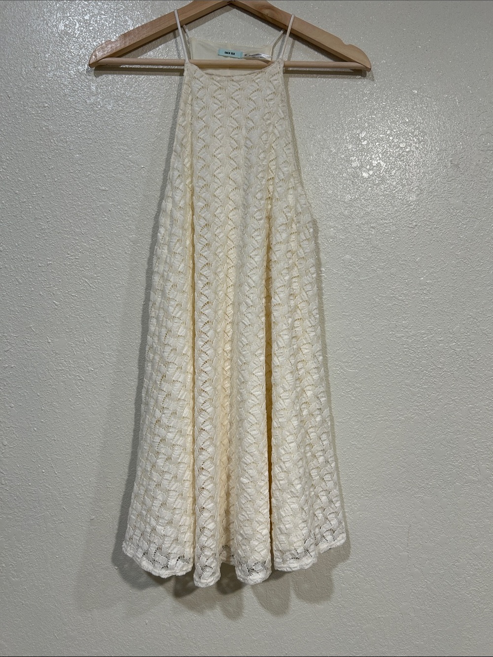 Kimchi  Blue Women’s Cream Lace Sleeveless Dress Sz XS